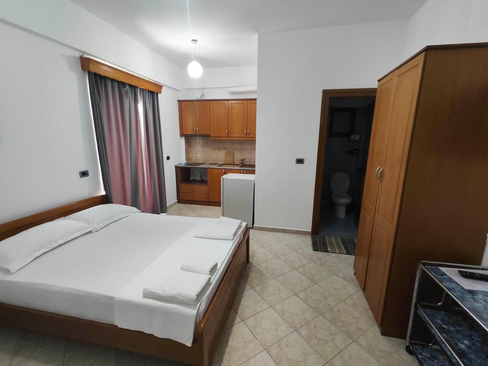 Hola Rooms Ksamil Exterior foto